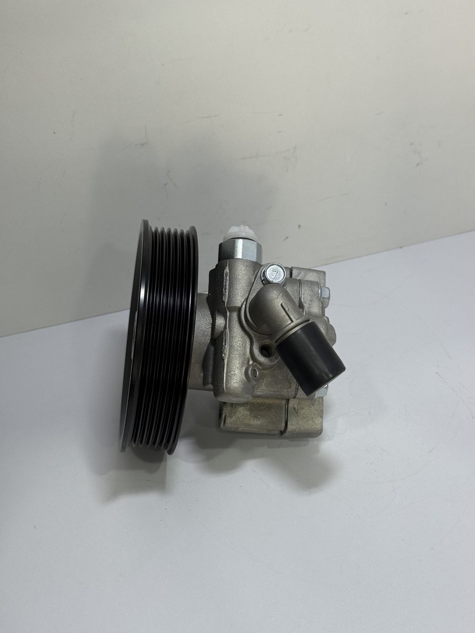 Gidravlika nasos Malibu 1