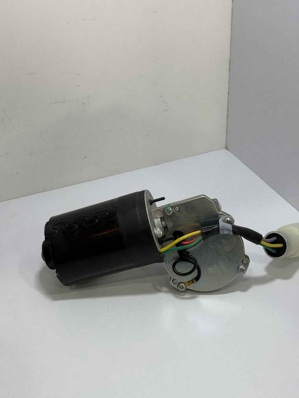 Dvornik motorchasi Nexia