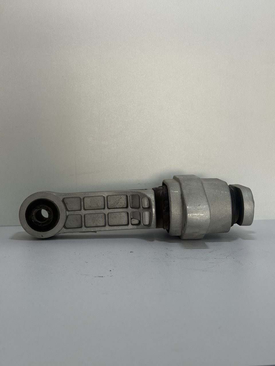 Podushka korobka Nexia 3