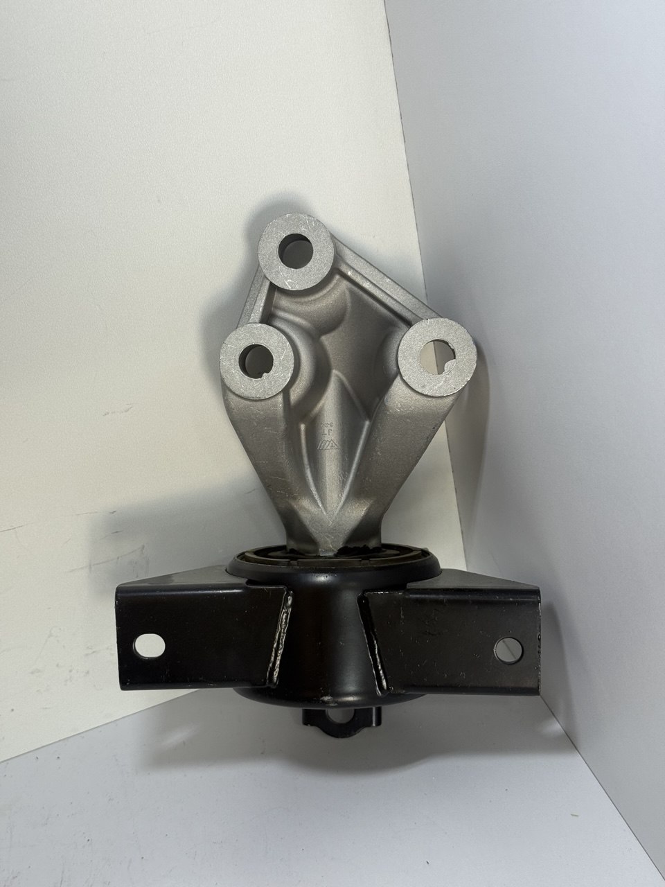 Podushka korobka LH AT Cobalt