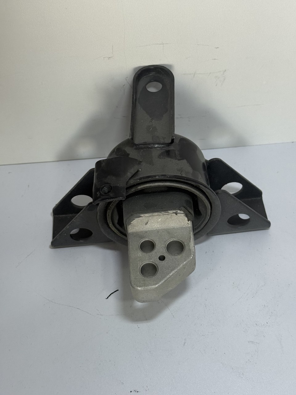 Podushka motor LH Spark