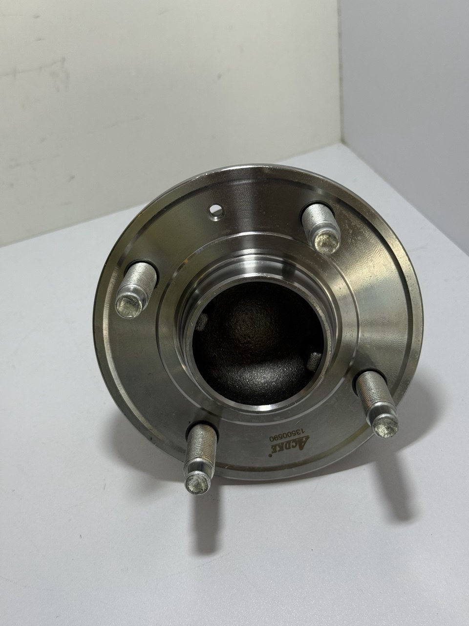 Stupisa (podshipnik) orqa Cobalt