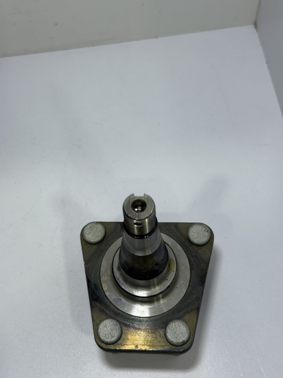 Shpindel orqa (raketa) Nexia