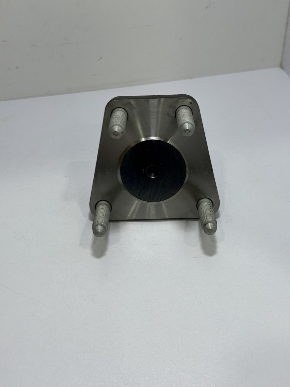 Shpindel orqa (raketa) Nexia